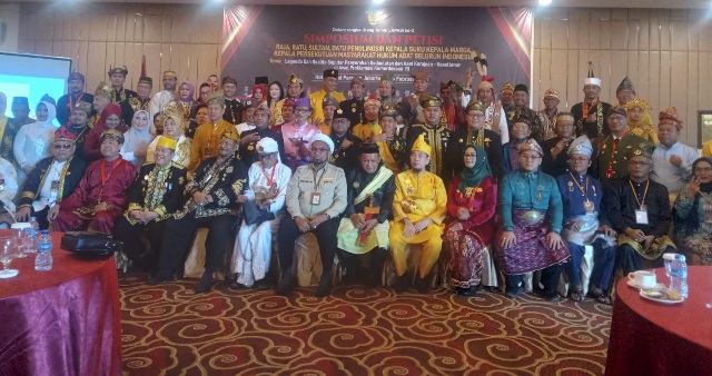Raja Rantau Kampar Kiri Hadiri HUT LKPASI dan Pertemuan Para Raja se-Indonesia