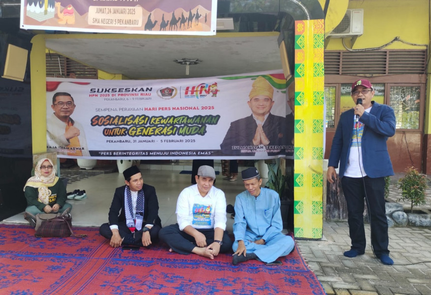 Sempena Hari Pers Nasional 2025, PWI Riau Gelar Sosialisasi Kewartawanan di SMA Negeri 5 Pekanbaru