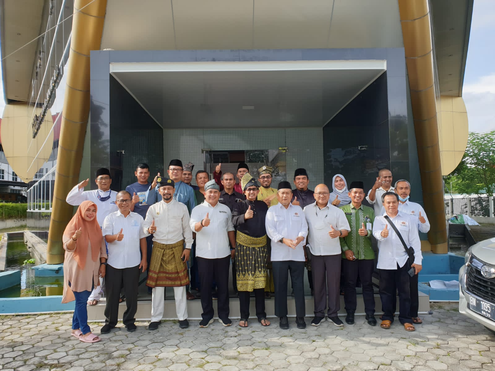 Pengurus LAMR Kota Pekanbaru Silaturahmi ke PWI Riau