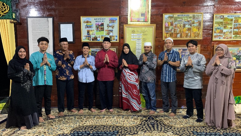 Raja Rantau Kampar Kiri Gunung Sahilan Gelar Berbuka dan Taraweh di Istana