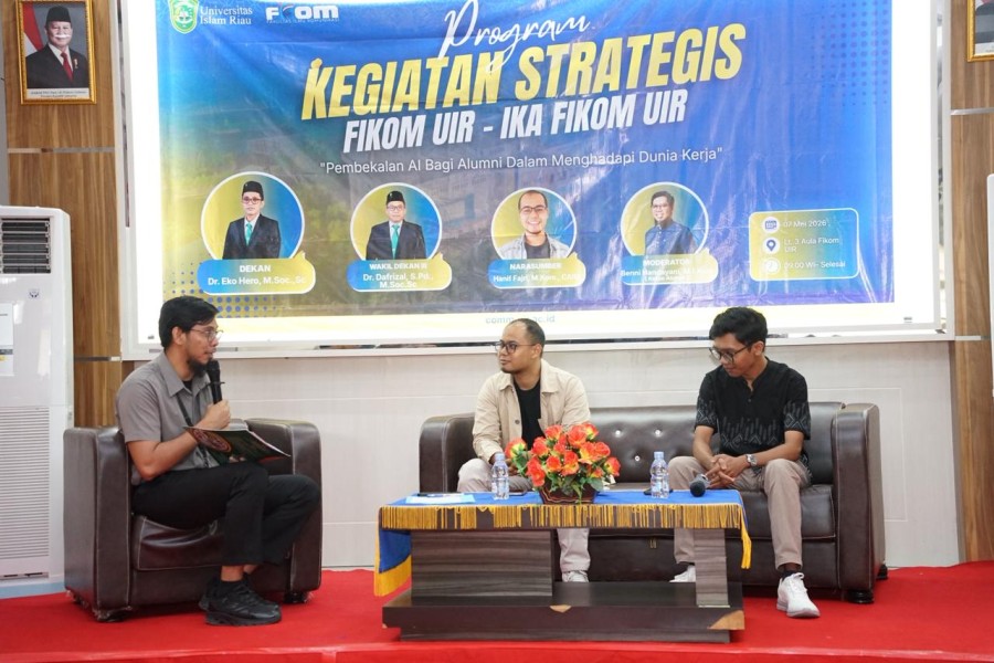 Perkuat Bidang dan Komunikasi Digital, FIKOM dan IKA FIKOM UIR Sukses Selenggarakan Pelatihan AI