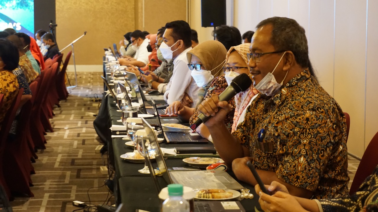 Menteri LHK Bahas Kota Hutan di IKN Bersama Dekan Fahutan se-Indonesia