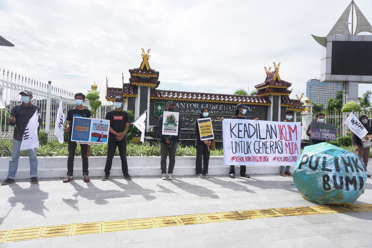 Walhi Riau Gelar Aksi Damai Penyelamatan Bumi
