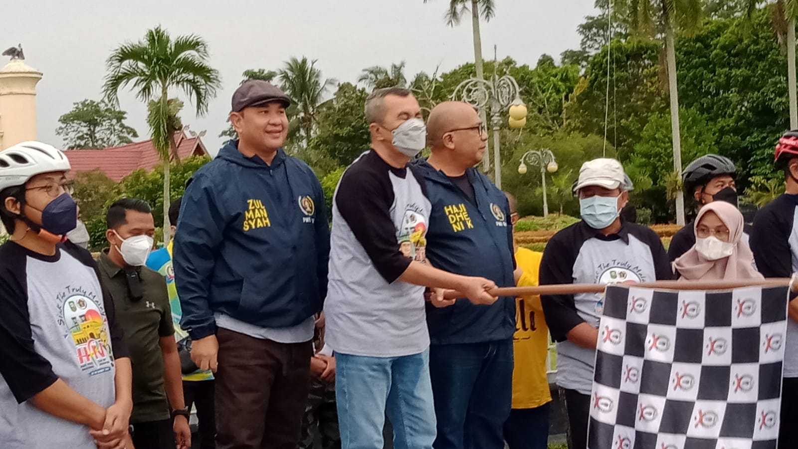 Ribuan Masyarakat Siak  Ramaikan Gowes PWI Riau