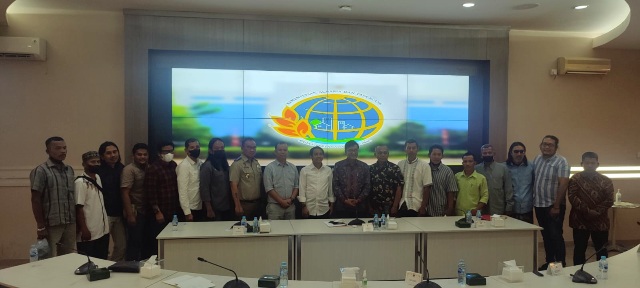 Terkait HGU PT TUM di Pulau Mendul, WALHI Riau Lapor Wamen ATR