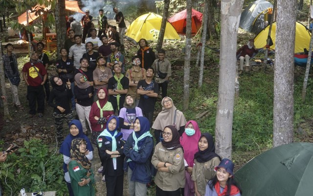 Ratusan Penggiat Alam Riau Rayakan Hari Pohon