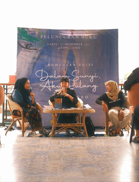 Membaca Cindy Neo dan Buku Puisinya Dalam Sunyi, Aku Pulang